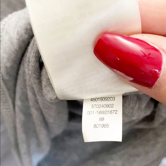 WHBM Gray V Neck Sparkle Detail Long Sleeve Top - Picture 8 of 10